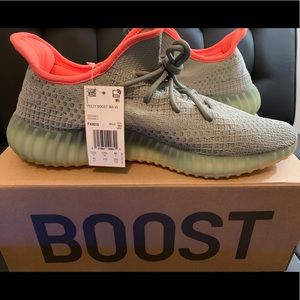 YEEZY BOOST 350 V2 Desert Sage Size 13 NWIT NIB